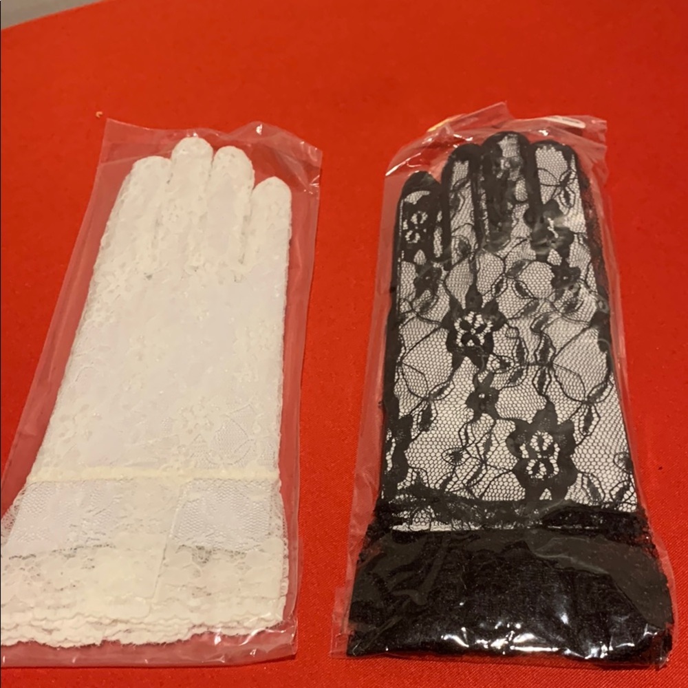 Elegant Lace Gloves pair- Black and White